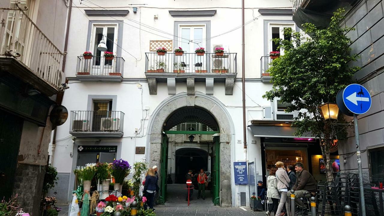 Il Salotto Di Nonna Cornelia 2 Hotel Napoli Exterior foto